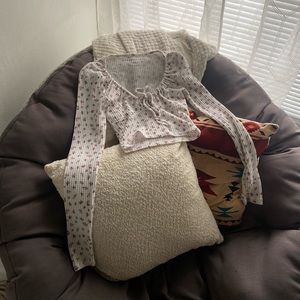 Aeropostale Floral Long Sleeve Tie Front